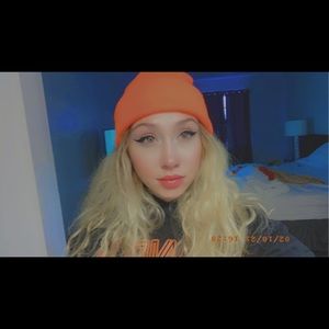 Meet your Posher, Cazmarine